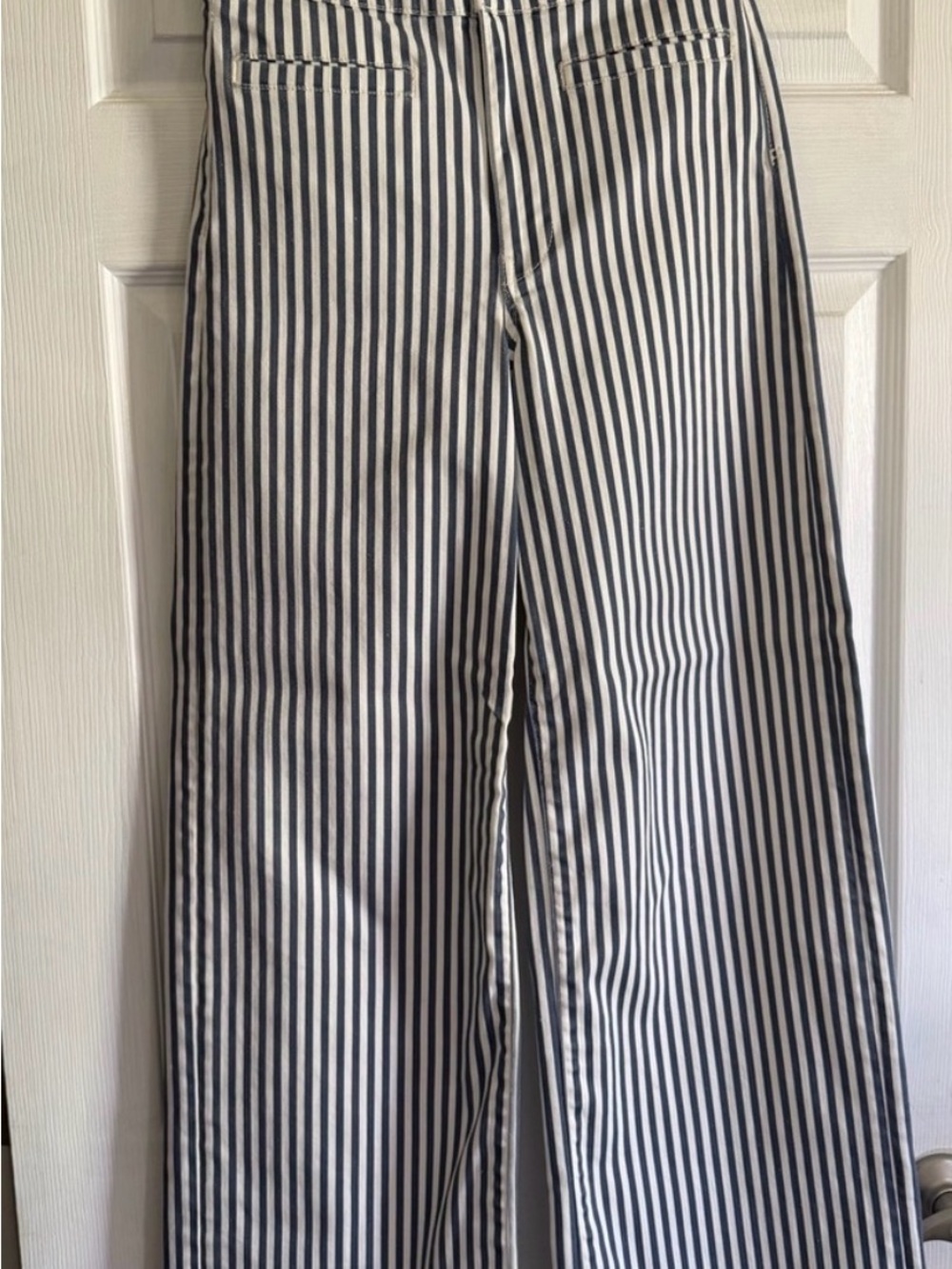 Frame Denim Blue and White Vertical-Stripe Wide-Leg Pants - Picture 5 of 8